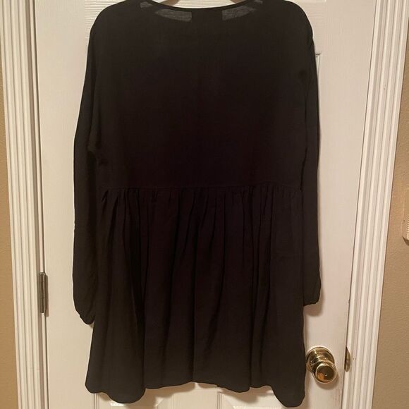 The Pyramid Collection Women’s Black Embroidered Floral Dress M - Picture 8 of 16